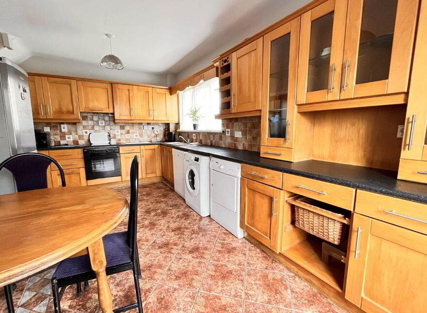 37 Glenbaun, Ballybane, Galway City, H91RX3F