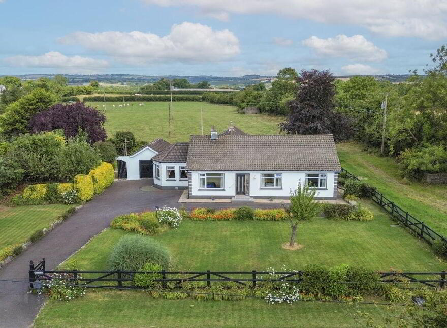 Cloonlara, Dowth, Drogheda, A92E702 photo