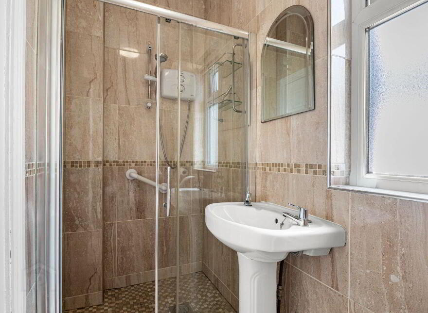 Cloonlara, Dowth, Drogheda, A92E702