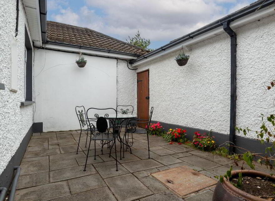 Cloonlara, Dowth, Drogheda, A92E702