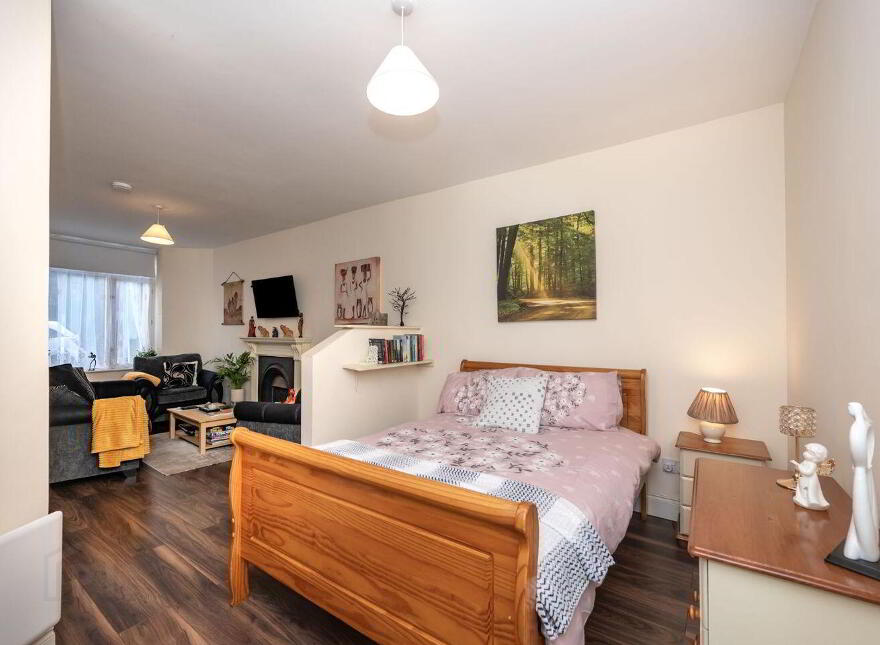 20 East Beach, Cobh, P24YA30