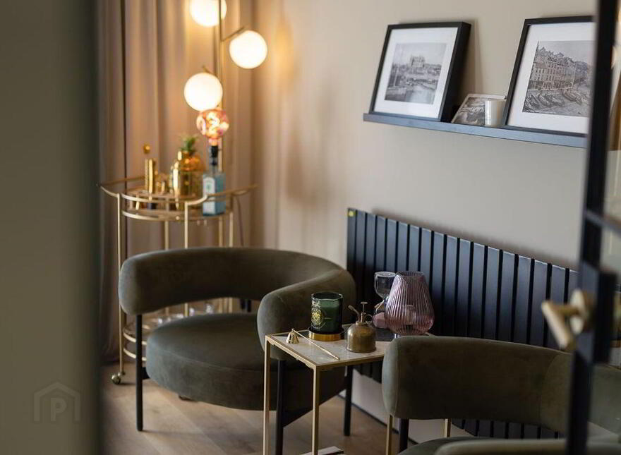 6 The Mall, Cobh, P24EP83