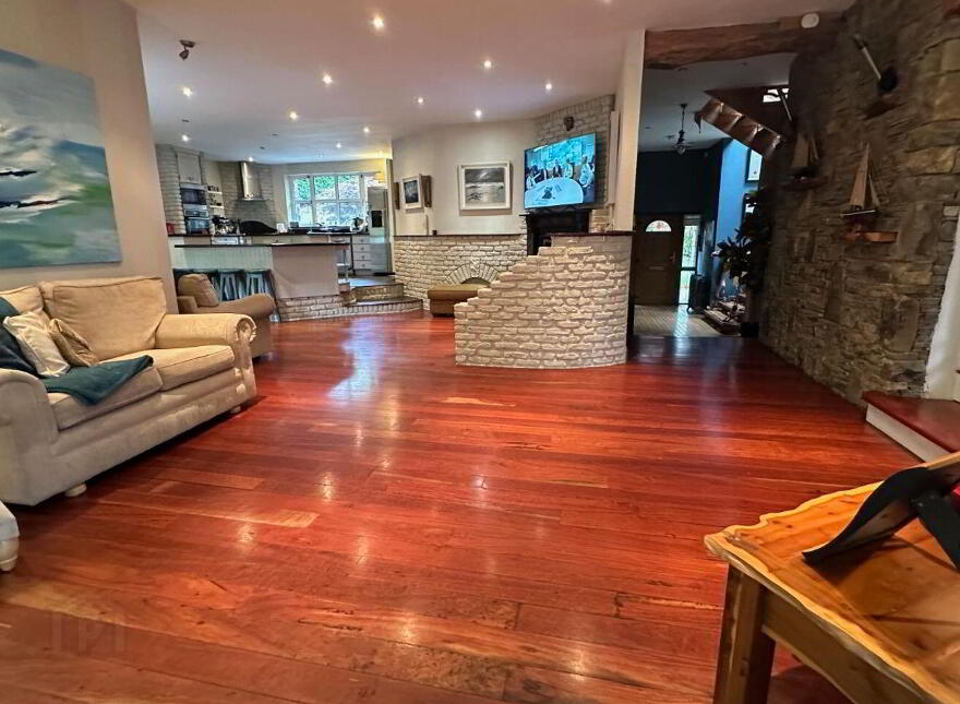 Winterwood, 19 The Demense, Monkstown, T12P5WK