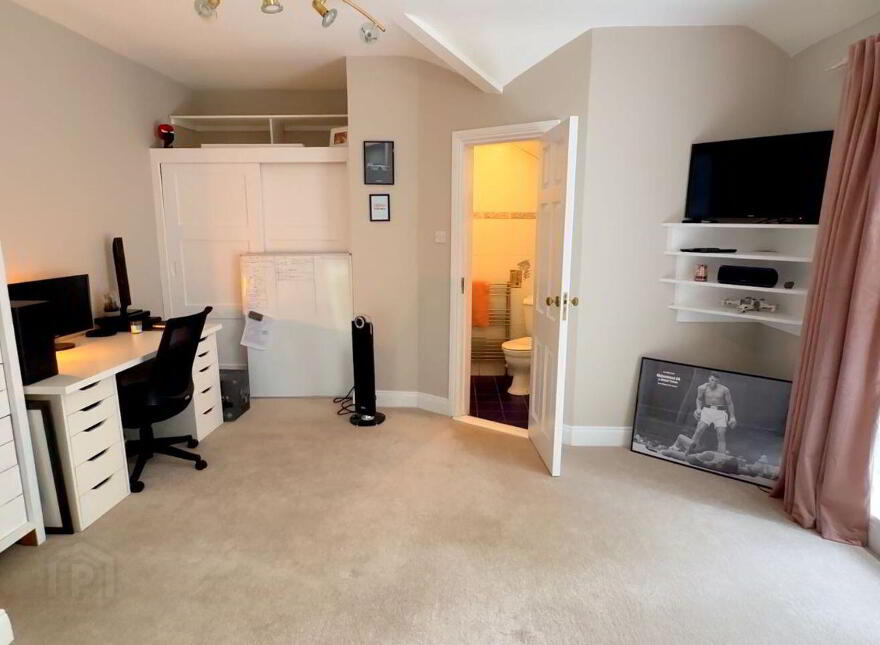 Winterwood, 19 The Demense, Monkstown, T12P5WK