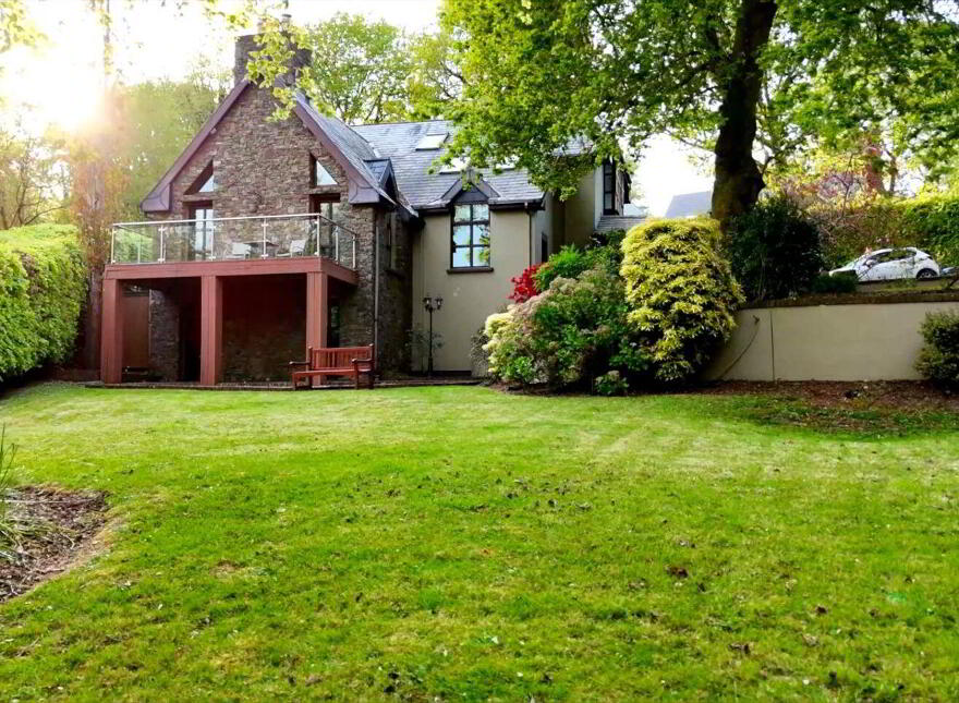 Winterwood, 19 The Demense, Monkstown, T12P5WK