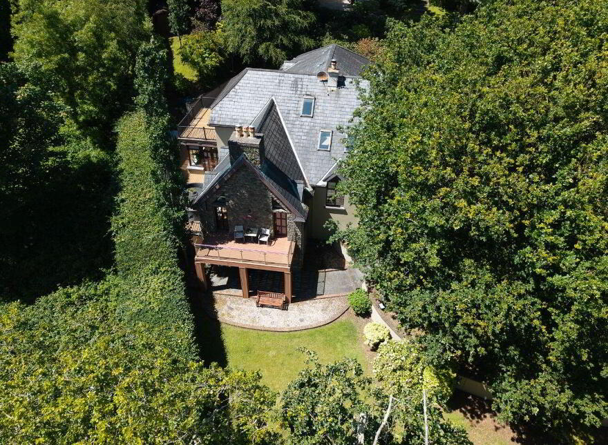 Winterwood, 19 The Demense, Monkstown, T12P5WK