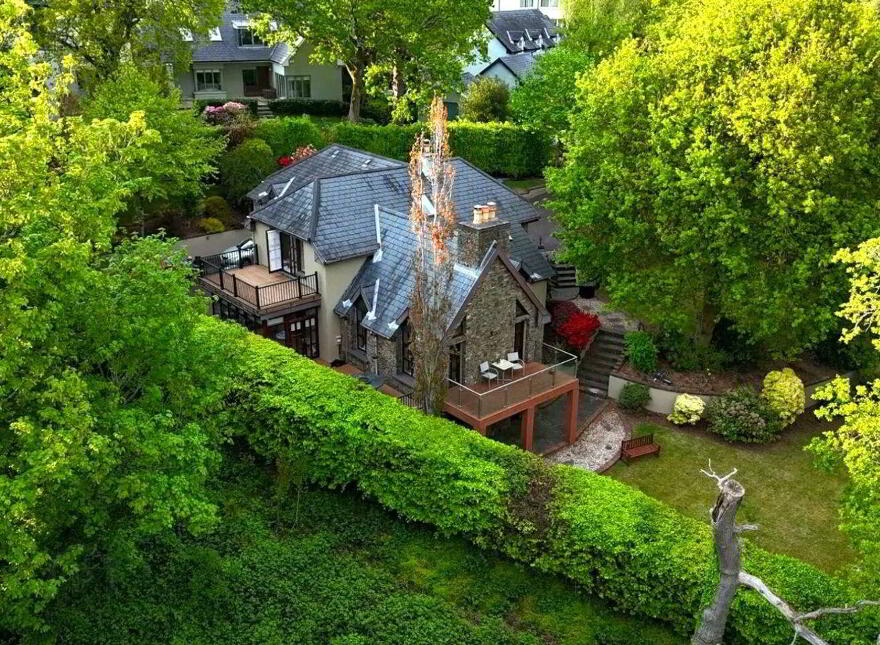 Winterwood, 19 The Demense, Monkstown, T12P5WK