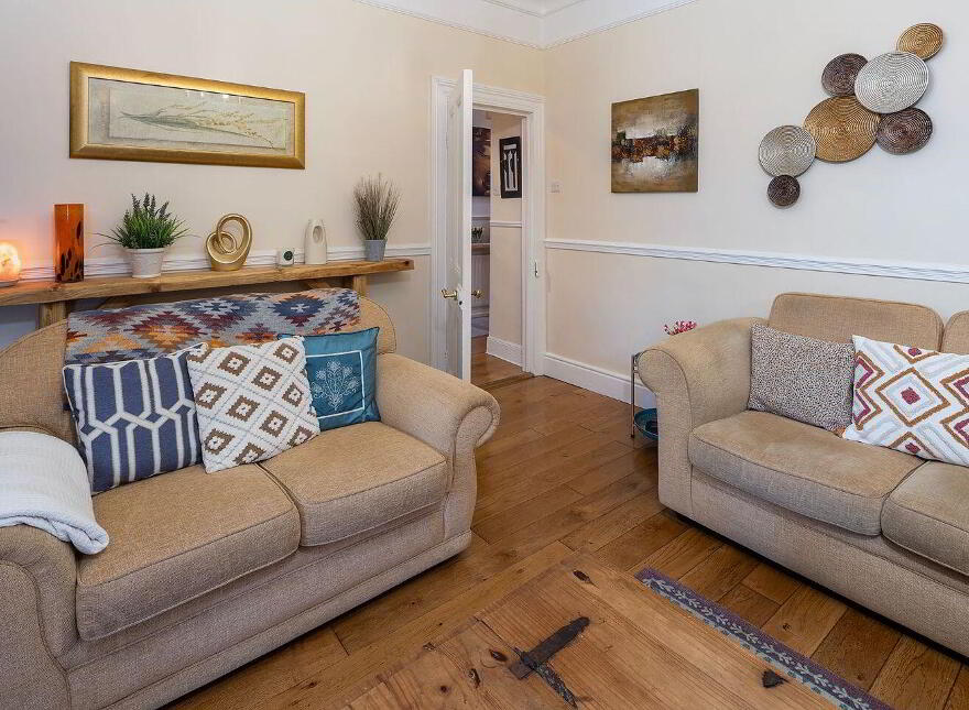2 Lakeview, Carrignafoy, Cobh, P24WK20