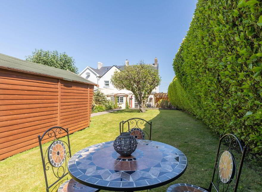 2 Lakeview, Carrignafoy, Cobh, P24WK20