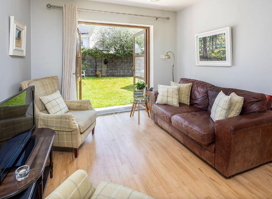 59 The Spires, Carrignafoy, Cobh, P24NX52