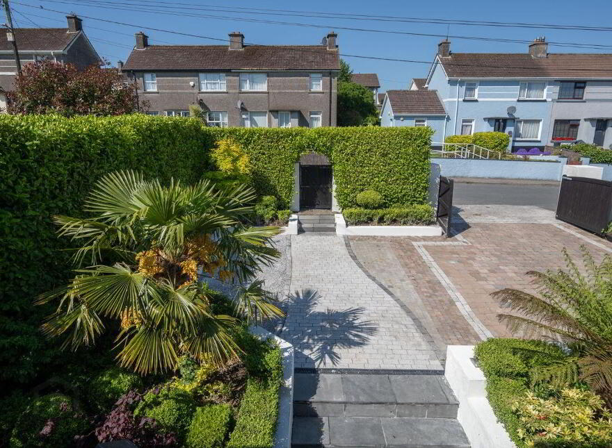 1 Michael Burke Terrace, Carrignafoy, Cobh, P24A324