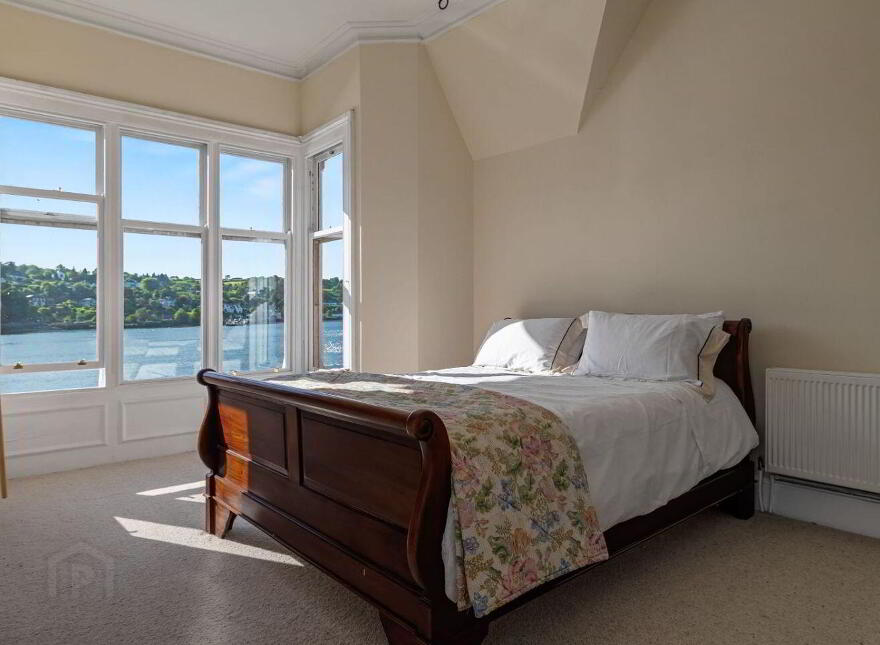 Riverview House, Rushbrooke, Cobh, P24V455