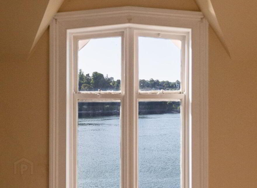 Riverview House, Rushbrooke, Cobh, P24V455