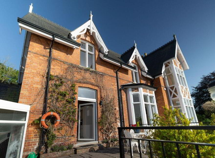 Riverview House, Rushbrooke, Cobh, P24V455