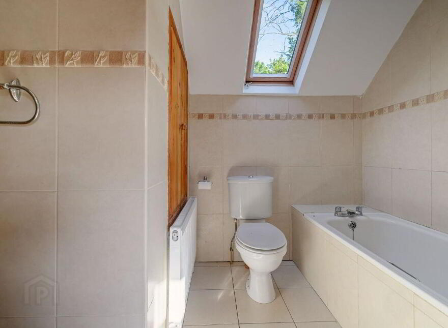 Riverview House, Rushbrooke, Cobh, P24V455