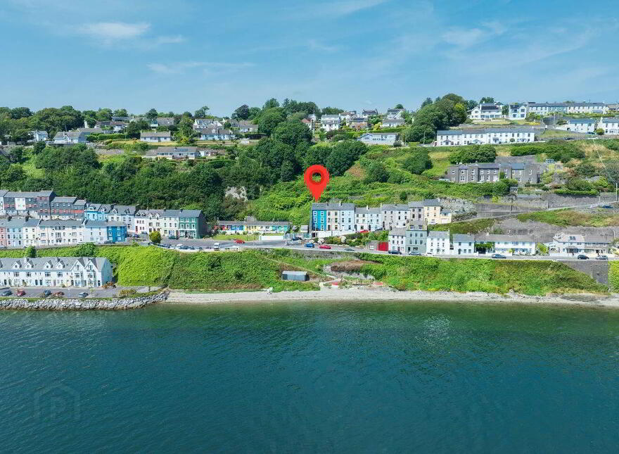 3 Harbour Terrace, East Hill, Cobh, P24TC65 photo
