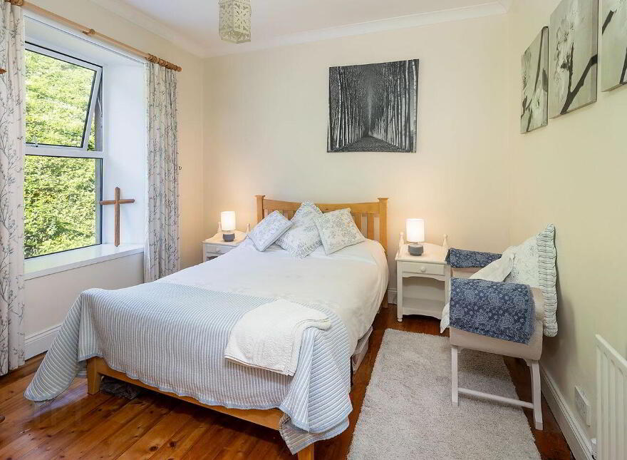 3 Harbour Terrace, East Hill, Cobh, P24TC65