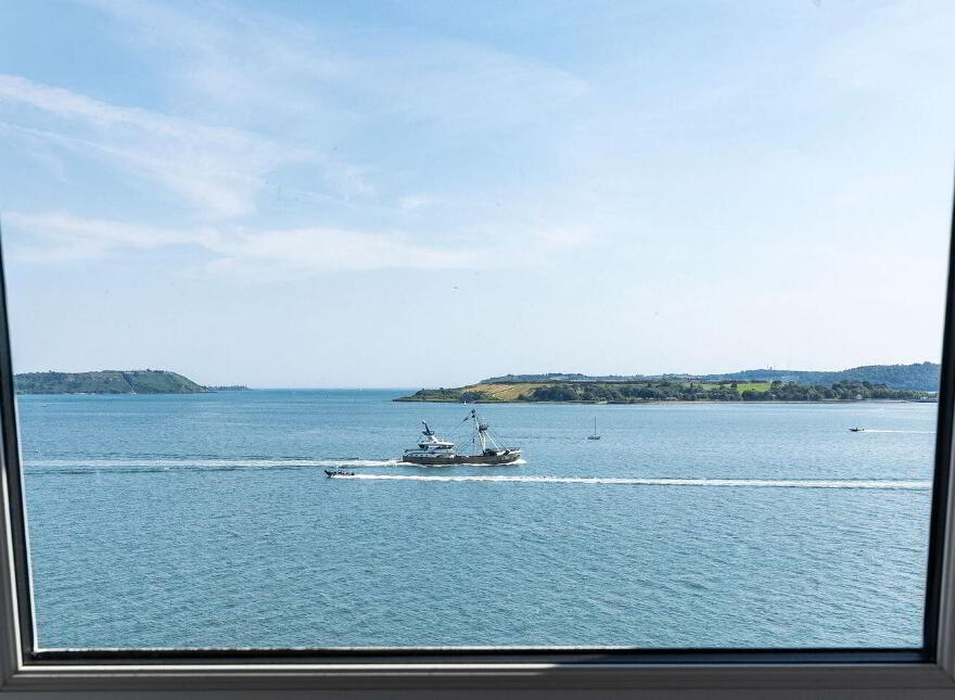 3 Harbour Terrace, East Hill, Cobh, P24TC65