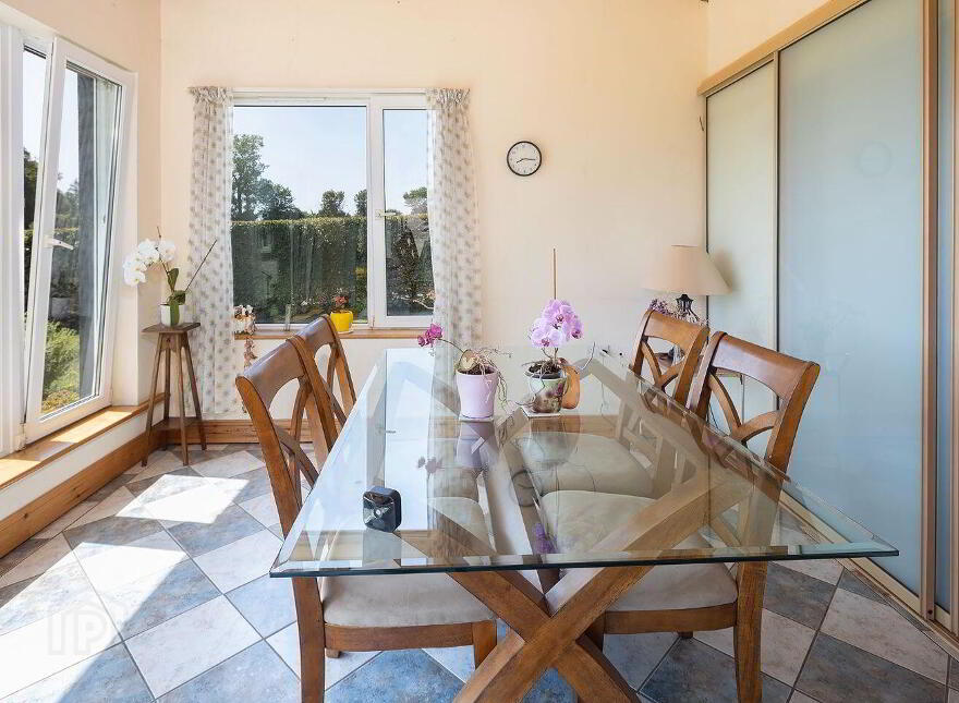 Redington Lodge, Ballybrassil, Ballymore, Cobh, P24NY61