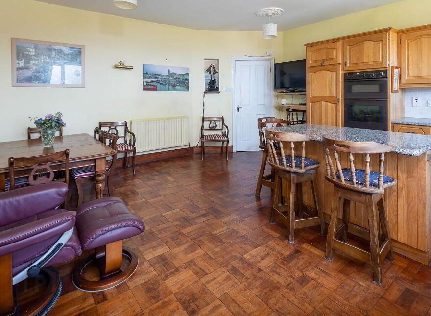 Redington Lodge, Ballybrassil, Ballymore, Cobh, P24NY61