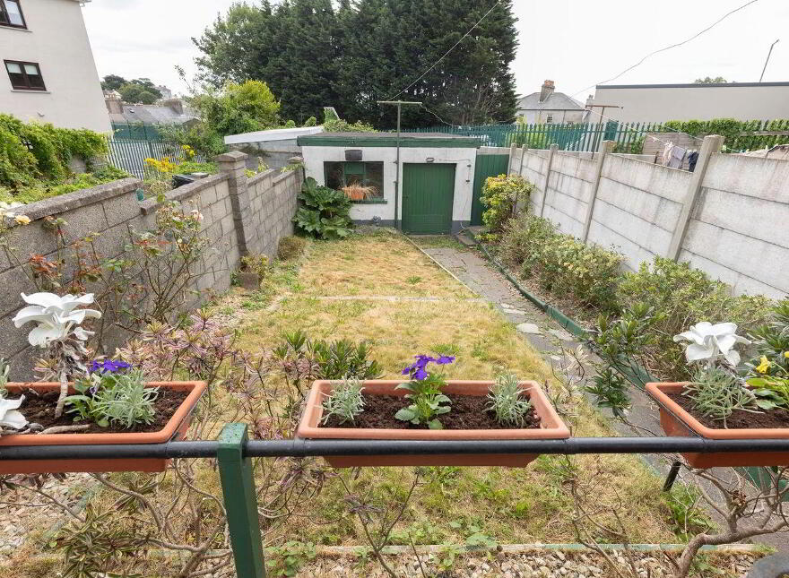 12 Saint Colman's Square, Cobh, P24RF97