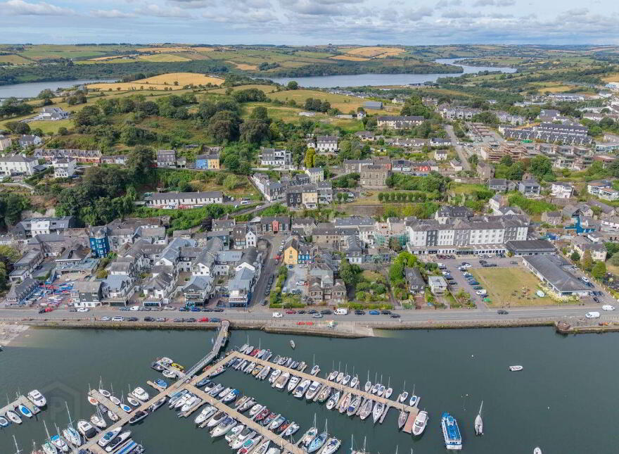 20 Lower O'Connell Street, Kinsale, P17PK44