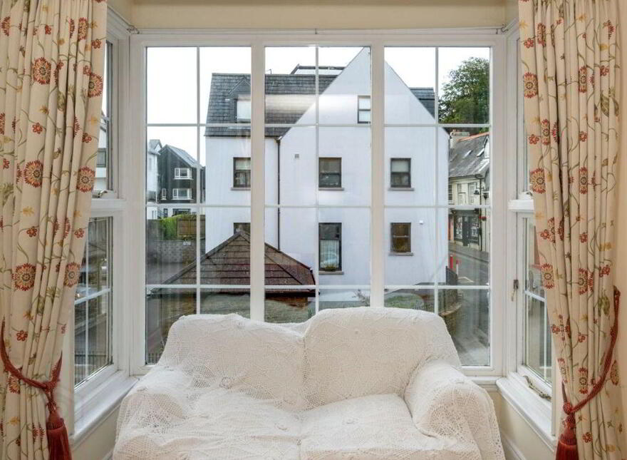 20 Lower O'Connell Street, Kinsale, P17PK44