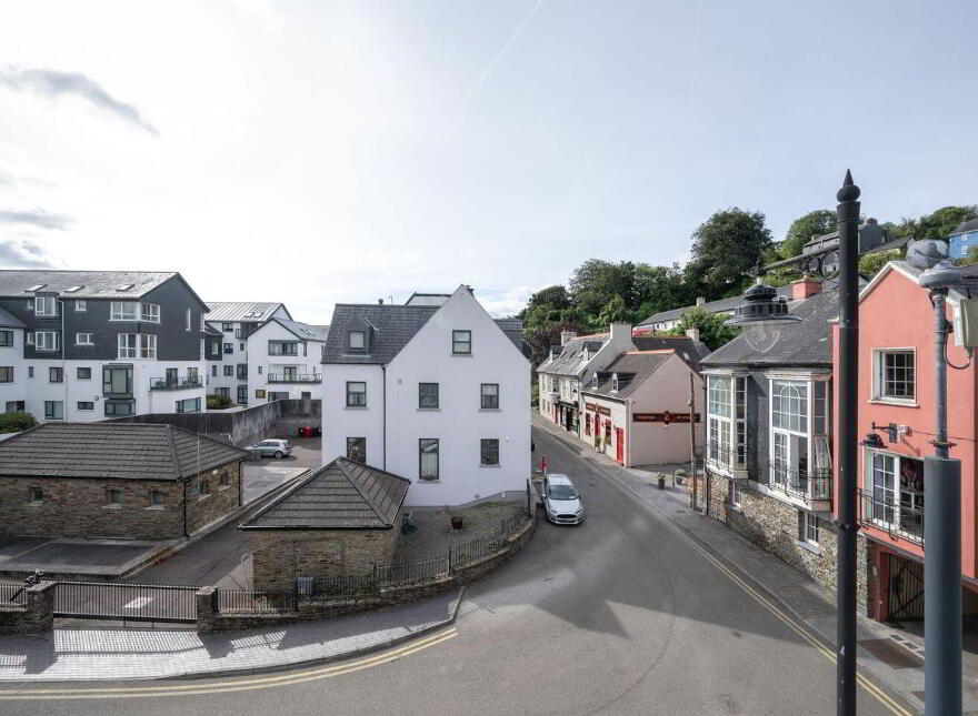 20 Lower O'Connell Street, Kinsale, P17PK44