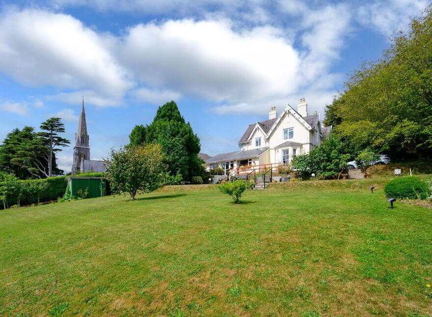 Robin Hill, Lake Road, Cobh, P24RY88
