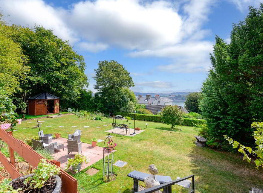 Robin Hill, Lake Road, Cobh, P24RY88