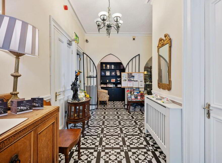 Robin Hill, Lake Road, Cobh, P24RY88
