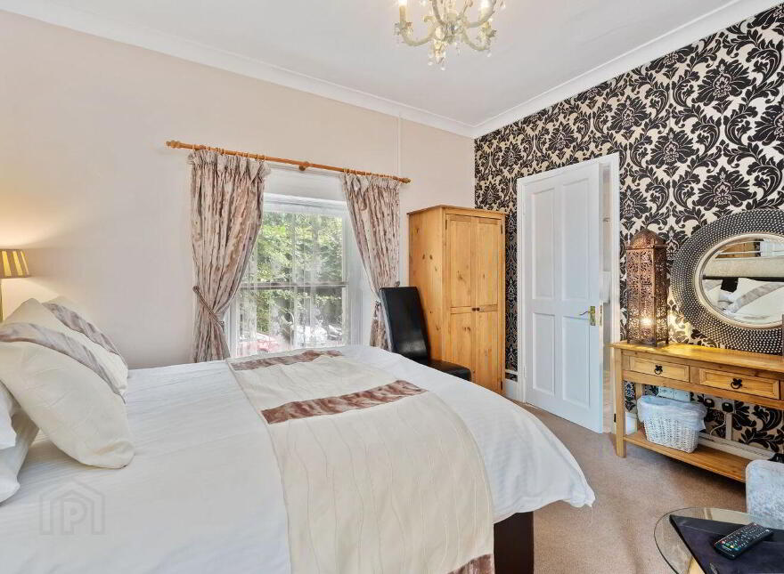Robin Hill, Lake Road, Cobh, P24RY88