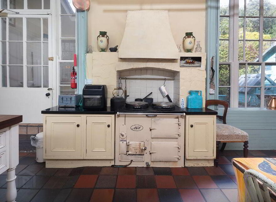 Manor House, Bellvue, Cobh, P24XT98