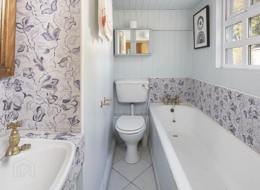 Manor House, Bellvue, Cobh, P24XT98