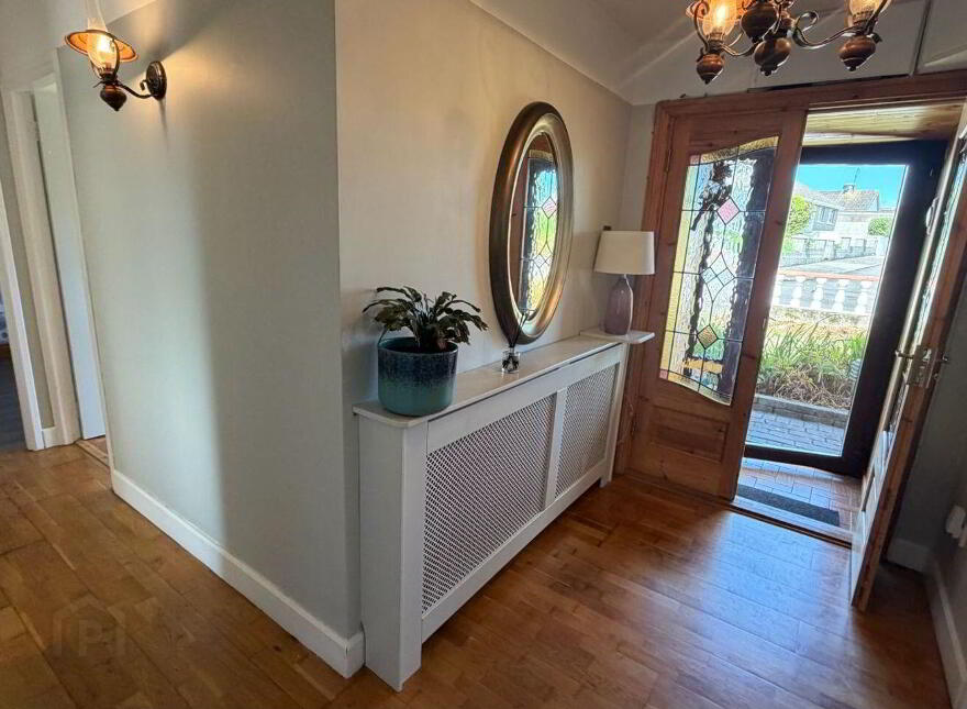 No. 8 Hilltop Park, Cobh, P24HK37