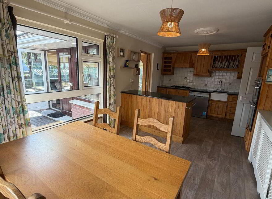 No. 8 Hilltop Park, Cobh, P24HK37