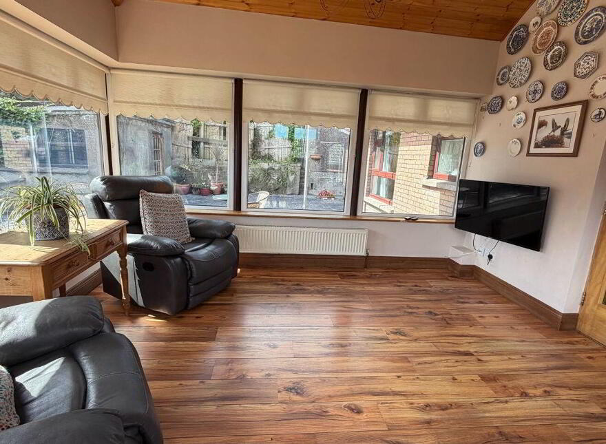 No. 8 Hilltop Park, Cobh, P24HK37