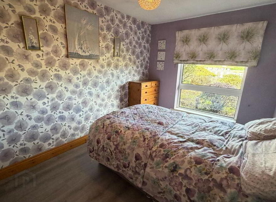 No. 8 Hilltop Park, Cobh, P24HK37