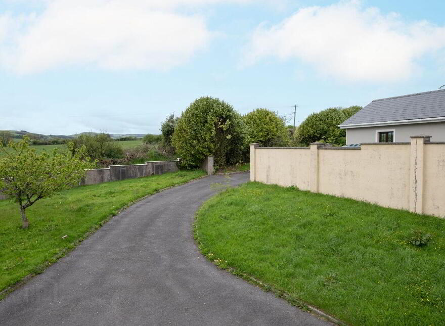 1 Church Cross Estate, Coolmona, Donoughmore, P32AD65