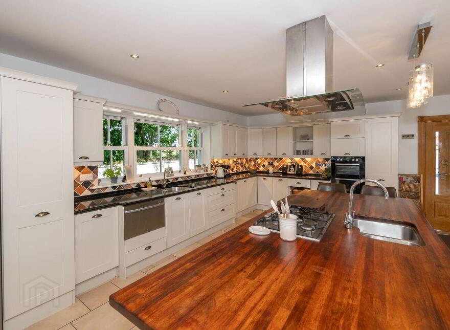 South Berrings, Dripsey, Inishcarra, P12T925
