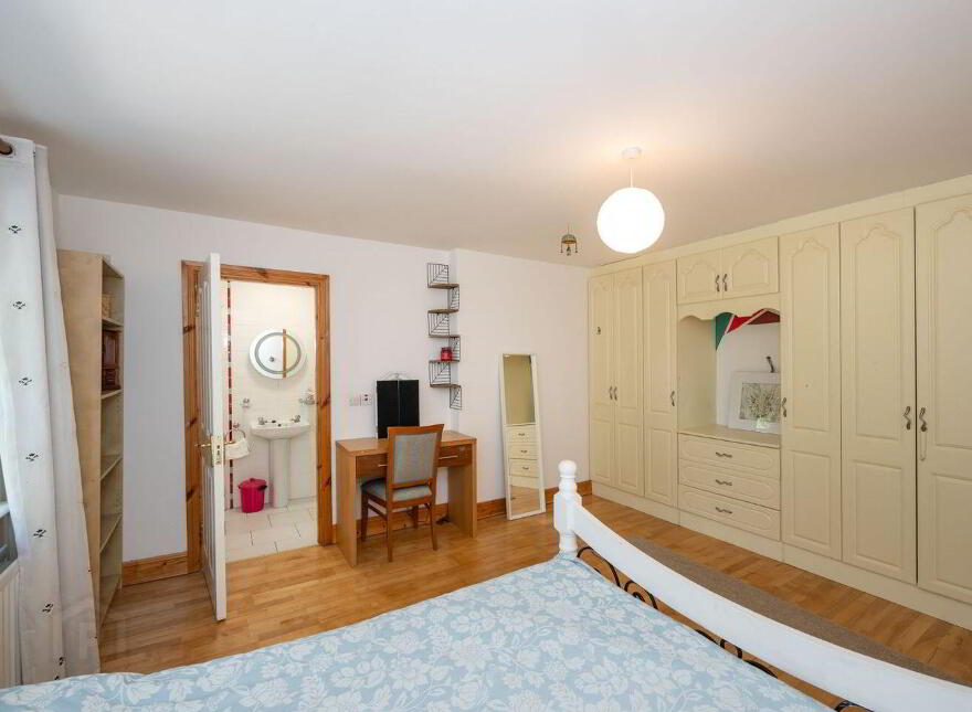 South Berrings, Dripsey, Inishcarra, P12T925