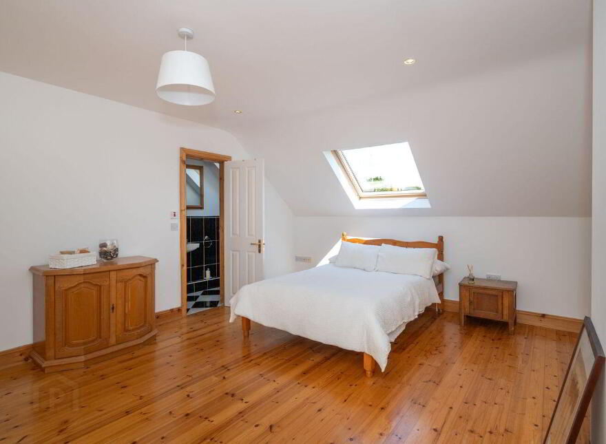 South Berrings, Dripsey, Inishcarra, P12T925