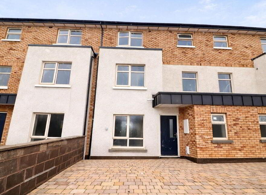 16 Codrum Green, Codrum Hall, Ovens, P31FP65
