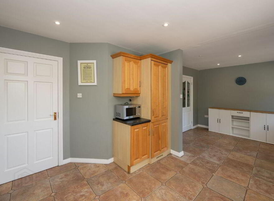 11 Glasslynn, Parnell Street, Bandon, P72X068
