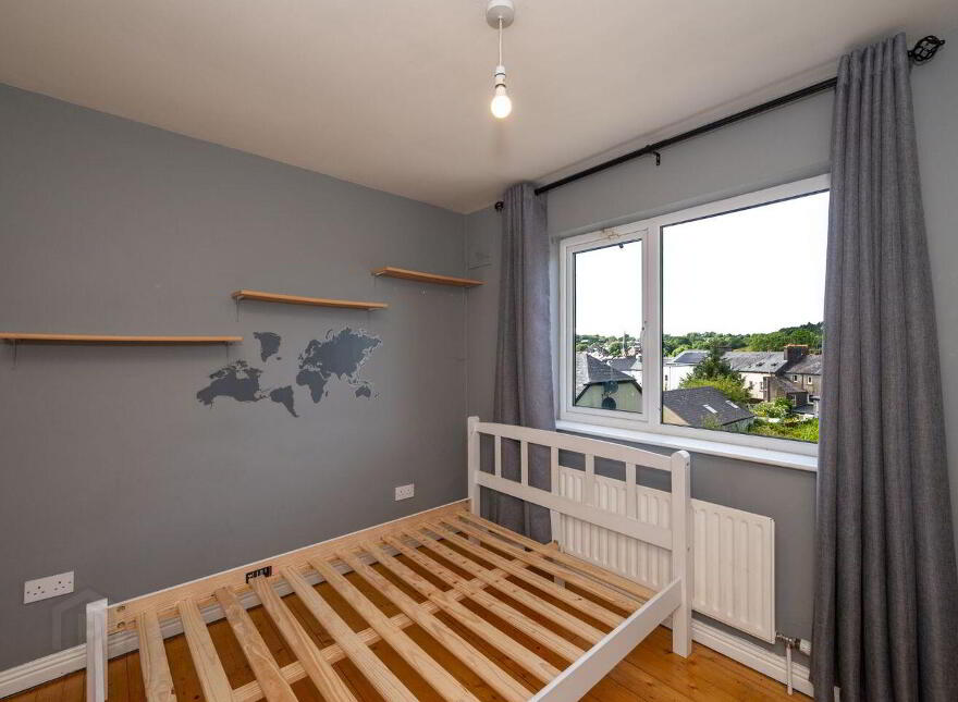 11 Glasslynn, Parnell Street, Bandon, P72X068