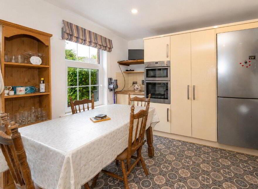 4 Woodford, Rossa Avenue, Model Farm, Model Farm Road, T12WNC0