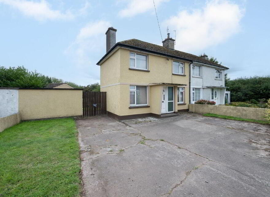 2 Saint Senan's Terrace, Cloghroe, T23KN24 photo