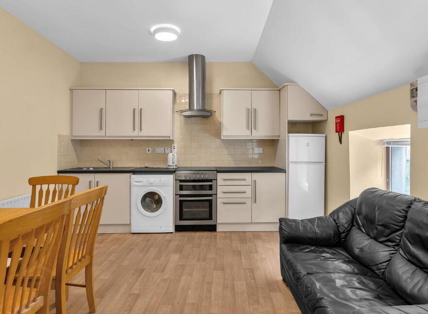 6 Bridge Street, Graiguecullen, Carlow Town, R93HC84