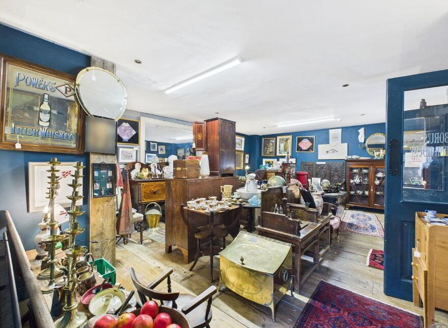 The Castle Antiques, & Craft Centre, Barrack Street, Clarecastle, Ennis, V95C6YD
