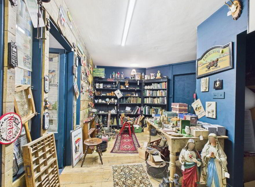 The Castle Antiques, & Craft Centre, Barrack Street, Clarecastle, Ennis, V95C6YD